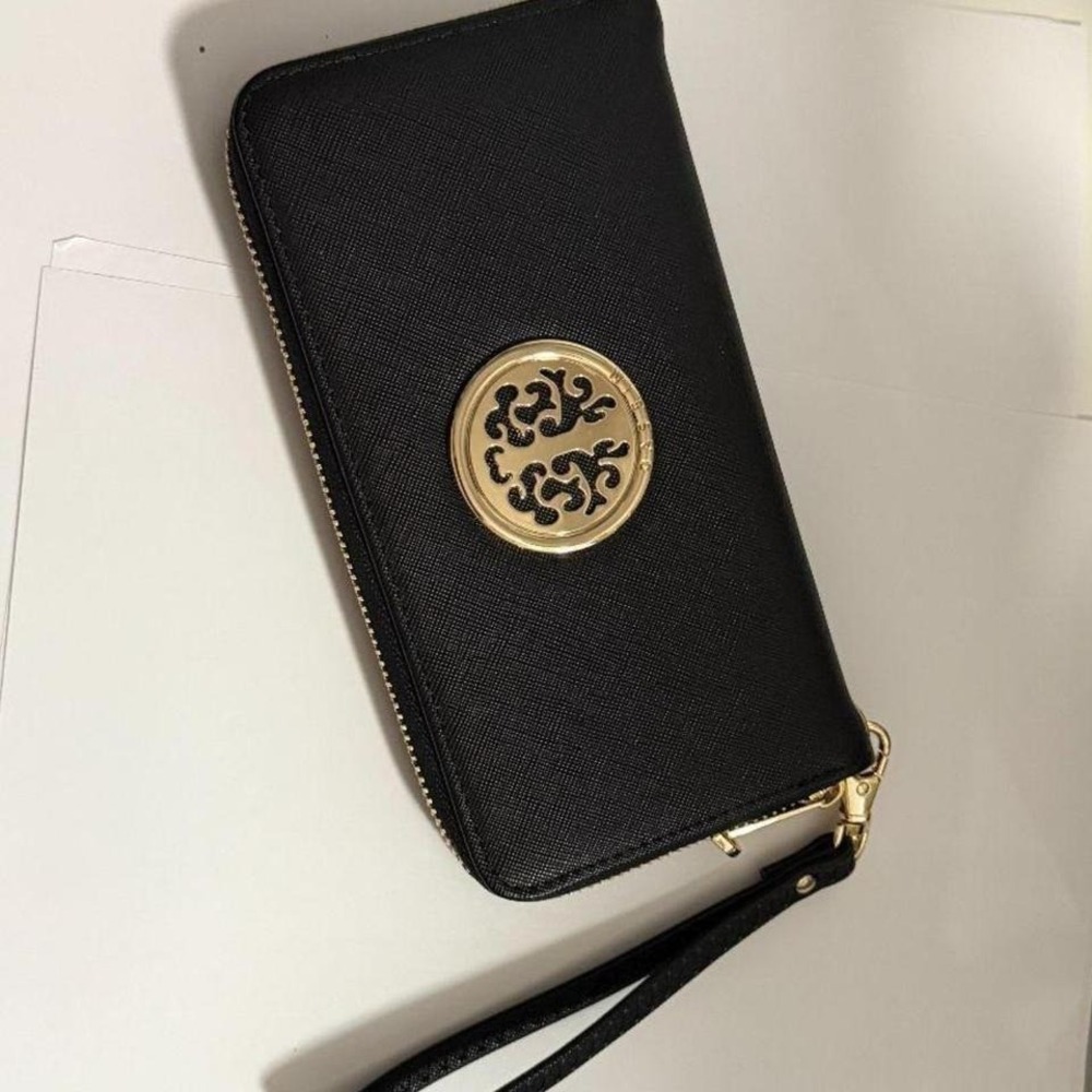 Dasien womens black and‎ gold tone wallet purse wristlet